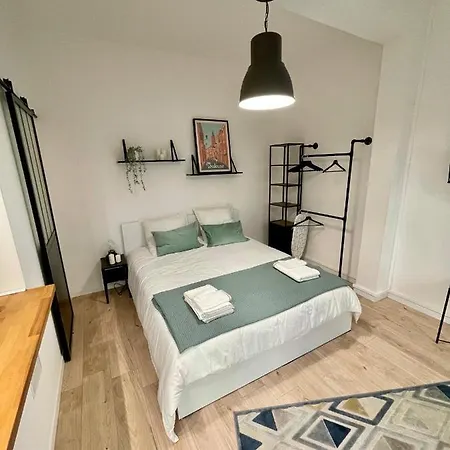 Studio 21m2 - Centre A 300m Du Metro *
